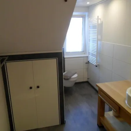 Ruime Vakantiewoning Met 4 Slaapkamers Voor Max 9 Personen * Spangenberg