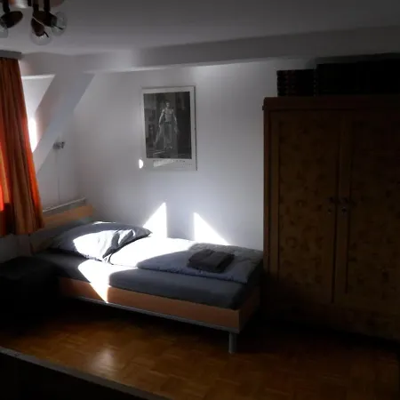 Ruime Vakantiewoning Met 4 Slaapkamers Voor Max 9 Personen Prázdninový dům