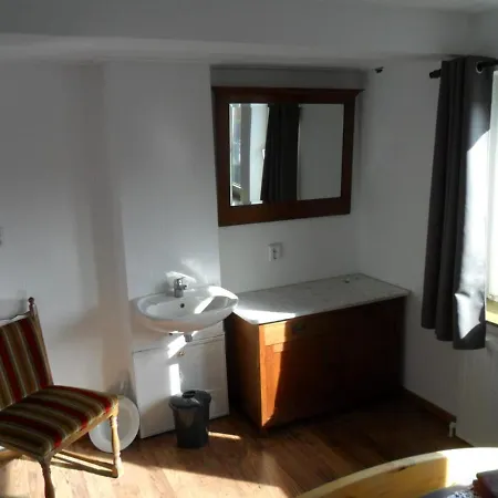 Prázdninový dům Ruime Vakantiewoning Met 4 Slaapkamers Voor Max 9 Personen *