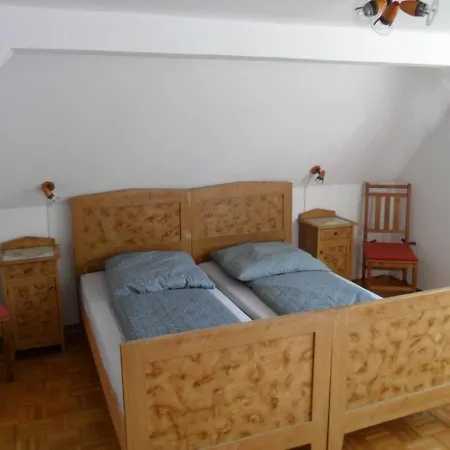Ruime Vakantiewoning Met 4 Slaapkamers Voor Max 9 Personen Prázdninový dům