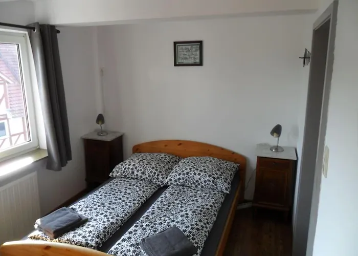 Spacious Vacation For Up To 9 People Hébergement de vacances *