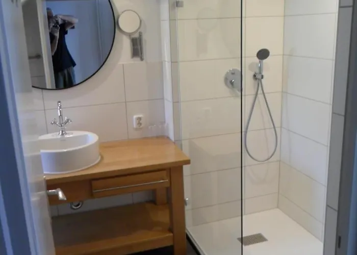 Ruime Vakantiewoning Met 4 Slaapkamers Voor Max 9 Personen Prázdninový dům